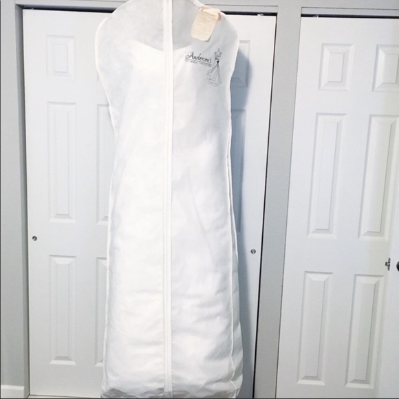 Isabella Chessari Beaded Strapless Wedding Dress Size 10 - Picture 4 of 8